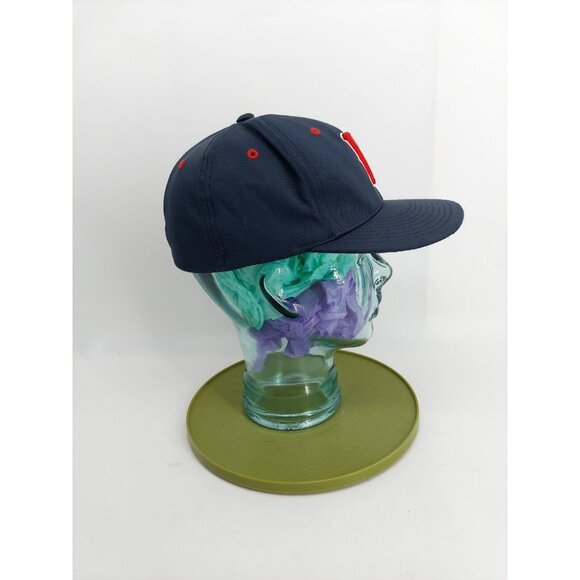 D-Series Baseball Cap With Embroidered Red "R" Logo Navy Blue With Gray Undervis - Picture 2 of 5